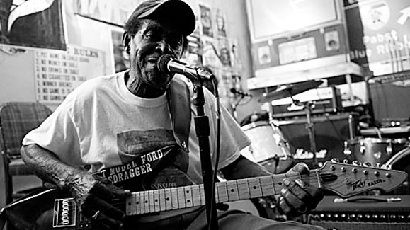 T-MODEL FORD ::: &laquo;&nbsp;Taledragger&nbsp;&raquo;, here comes the blues train