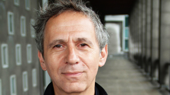 MARC HOLLANDER (INTERVIEW) ::: Crammed Discs, 30 ans de tradimodernité