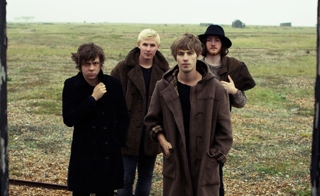 BROKEN HANDS ::: Never met a band like you before
