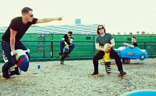 ARCTIC MONKEYS ::: Sueur et tranquillisants