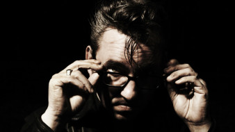 RICHARD HAWLEY [INTERVIEW] ::: Haut les c&oelig;urs, haut les mains